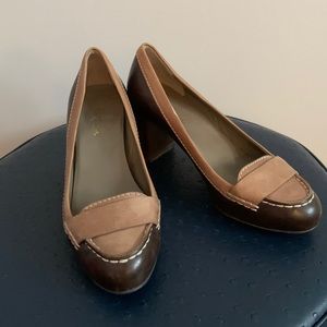 Cole Haan Nike Air two Toned Heeled Loafers size 7